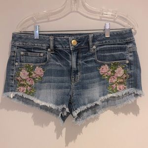 Embroidered Low-rise denim Short Shorts